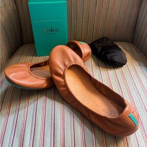 Tieks Women's Tan Leather Flats